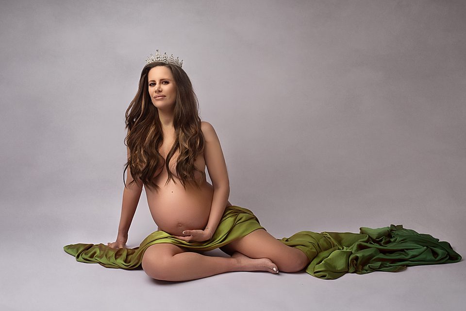 besondere Babybauchfotos aus dem Studio in Leonberg bei Stuttgart